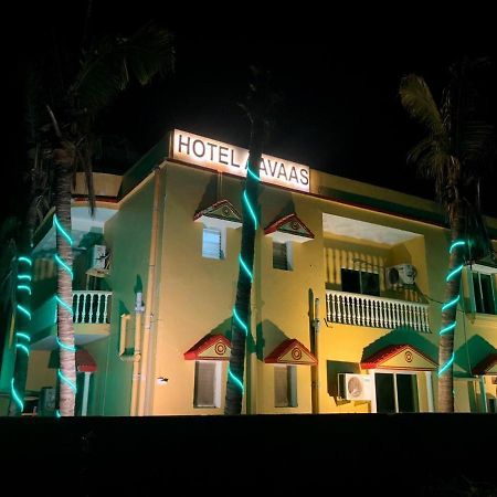 Hotel Aavaas Puri Esterno foto