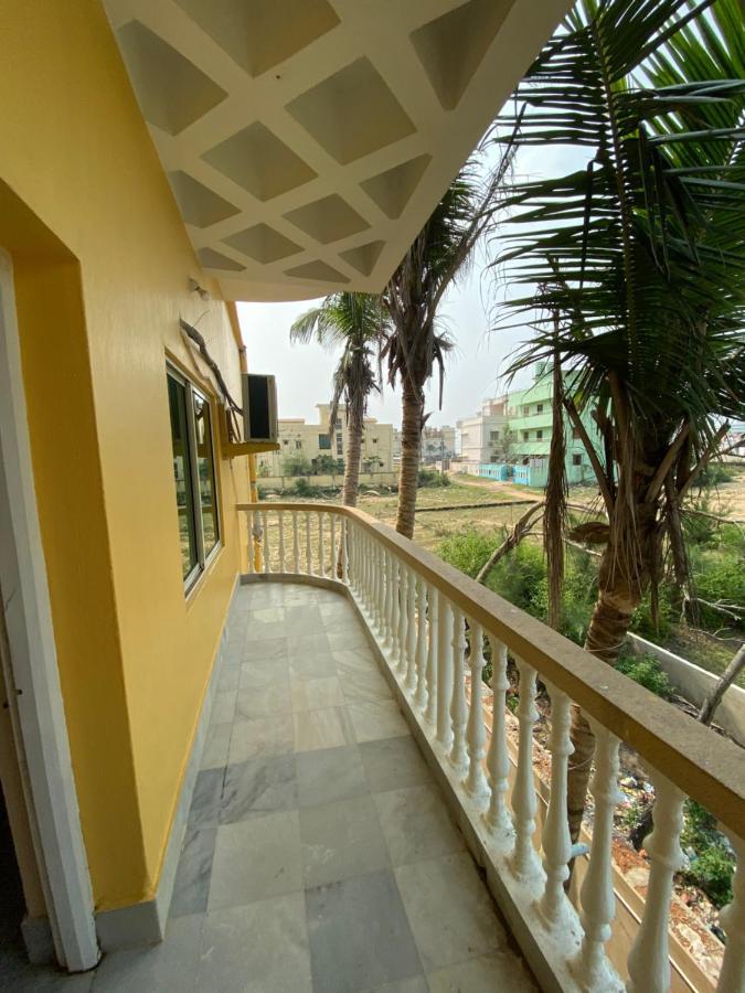 Hotel Aavaas Puri Esterno foto